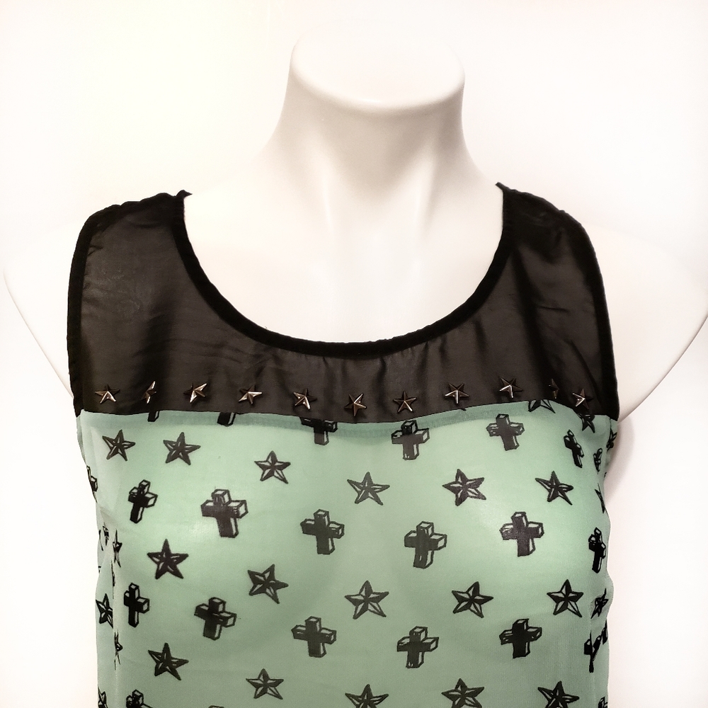 Edge > High/Low Tank
Size M - Picture 3 of 7